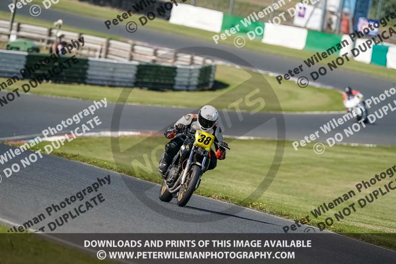 enduro digital images;event digital images;eventdigitalimages;mallory park;mallory park photographs;mallory park trackday;mallory park trackday photographs;no limits trackdays;peter wileman photography;racing digital images;trackday digital images;trackday photos